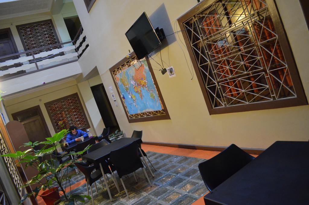 Check Inn Bed And Breakfast Cuenca Buitenkant foto