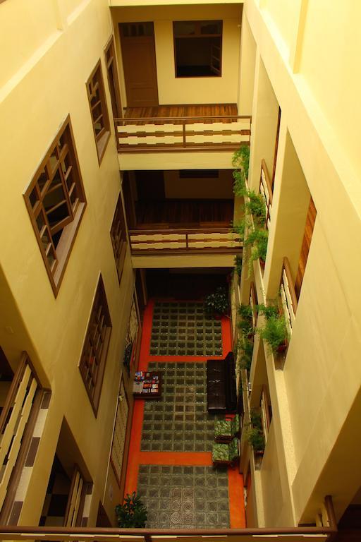 Check Inn Bed And Breakfast Cuenca Buitenkant foto