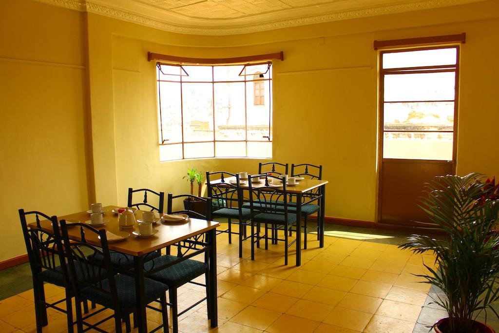 Check Inn Bed And Breakfast Cuenca Buitenkant foto